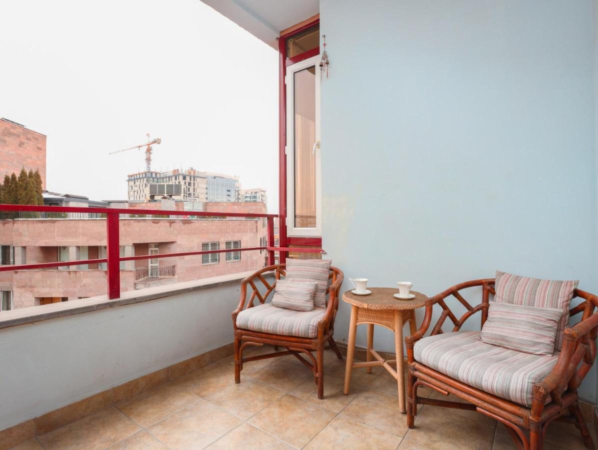 Stay Inn Apartments At Northern Avenue Jerevan Buitenkant foto