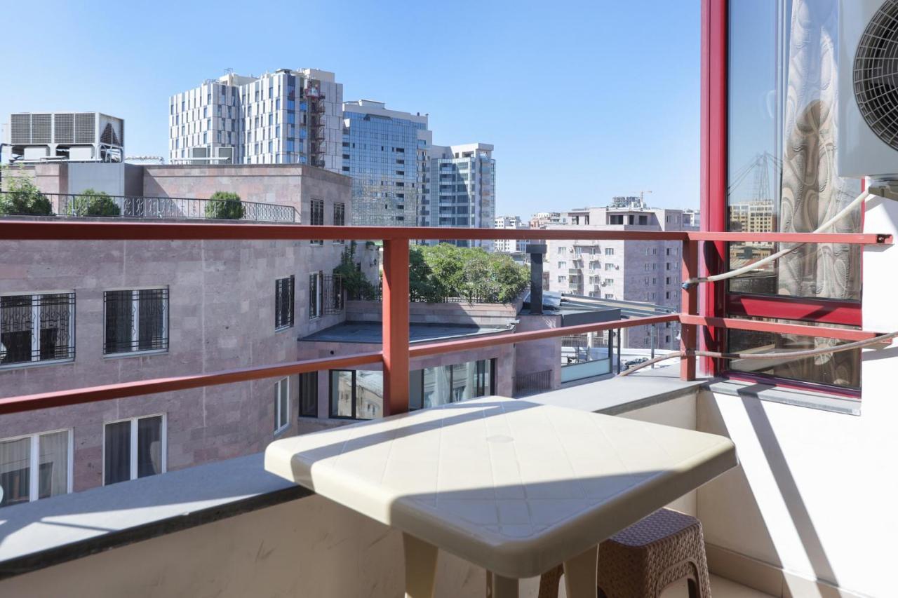 Stay Inn Apartments At Northern Avenue Jerevan Buitenkant foto
