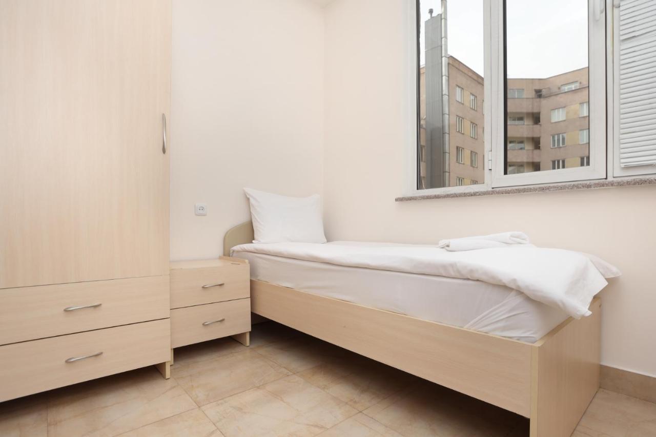 Stay Inn Apartments At Northern Avenue Jerevan Buitenkant foto