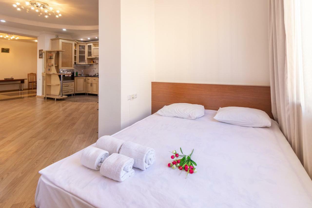 Stay Inn Apartments At Northern Avenue Jerevan Buitenkant foto