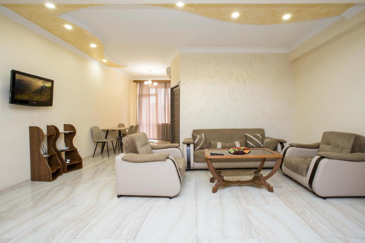 Stay Inn Apartments At Northern Avenue Jerevan Buitenkant foto